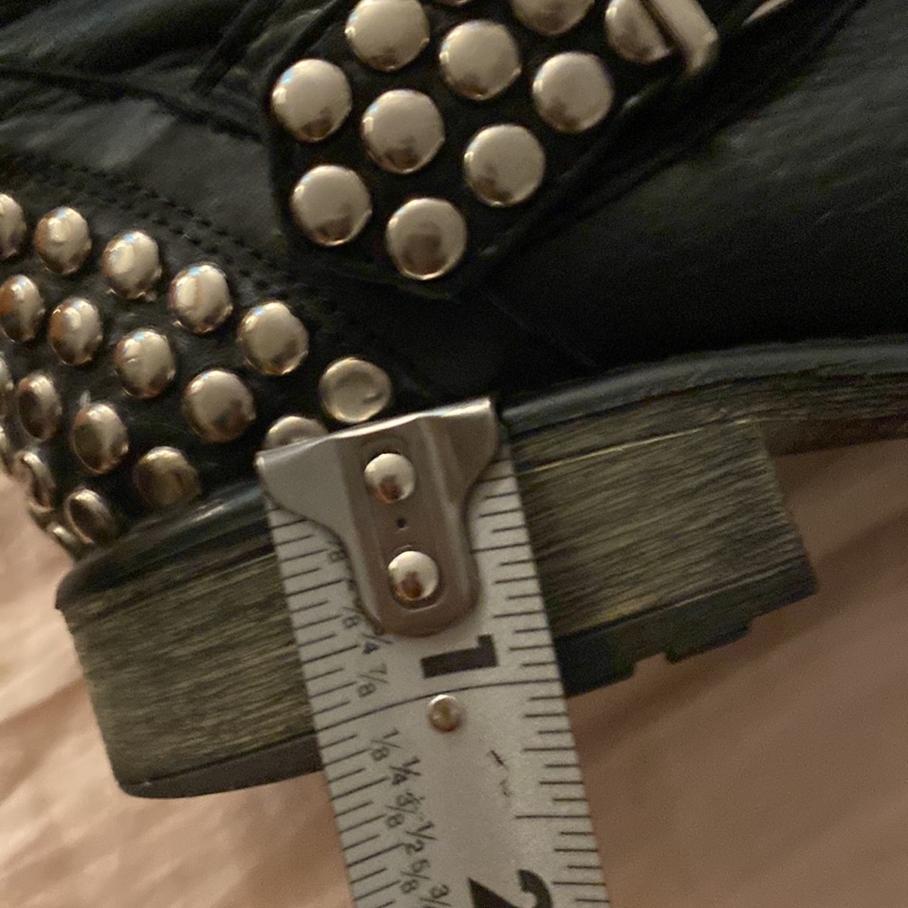 Steve Madden Leather Boots, pre owned - Picture 9 of 10